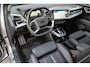 Audi Q4 Sportback e-tron 45 S-Line | Leder | Trekhaak | Achteruitrijcamera | Sportstoelen
