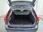 Volvo V60 B3 Essential Edition | Parkeercamera | Stoel- en Stuurverwarming | Cruise control | Google infotainment