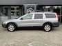 Volvo XC70 2.5T AWD Momentum Youngtimer l Org. NL l Leder l Carplay