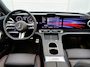Mercedes-Benz C-klasse 400 4MATIC Launch Edition 94 kWh | Premium pakket | Winterpakket | Rijassistentiepakket Plus | Sportstoelen pakket | Trekhaak | Panoramisch dak | Sierelementen zwart scheepsdek hout | 20" multispaaks lichtmetalen AMG velgen |