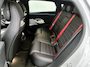 Mercedes-Benz C-klasse 400 4MATIC Launch Edition 94 kWh | Premium pakket | Winterpakket | Rijassistentiepakket Plus | Sportstoelen pakket | Trekhaak | Panoramisch dak | Sierelementen zwart scheepsdek hout | 20" multispaaks lichtmetalen AMG velgen |