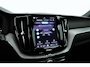 Volvo XC60 2.0 T8 Plug-in hybrid AWD Ultimate Dark | Luchtvering | 100% soh | 360 camera | 21 inch | H&K Audio |