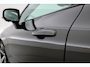 Volvo XC60 2.0 T8 Plug-in hybrid AWD Ultimate Dark | Luchtvering | 100% soh | 360 camera | 21 inch | H&K Audio |