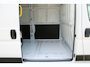Fiat Ducato 33 2.2 MultiJet 140PK L3H2 | NIEUWE BUS! BPM VRIJ! | ACHTERUITRIJ CAMERA | APPLE CARPLAY/ANDROID AUTO | 3-ZITS | CRUISE CONTROL | CLIMATE CONTROL | DAB+ RADIO | DIGITALE COCKPIT |