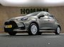 Toyota Yaris 1.5 Hybrid 115 Comfort - ORIGINEEL NEDERLANDSE AUTO - AIRCO (AUTOMATISCH) - ACHTERUITRIJCAMERA - APPLE CARPLAY/ANDROID AUTO - BLUETOOTH TELEFOONVOORBEREIDING - ADAPTIEVE CRUISE CONTROL - GROOTLICHT ASSISTANT - HILL HOLD FUNCTIE