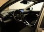 Toyota Yaris 1.5 Hybrid 115 Comfort - ORIGINEEL NEDERLANDSE AUTO - AIRCO (AUTOMATISCH) - ACHTERUITRIJCAMERA - APPLE CARPLAY/ANDROID AUTO - BLUETOOTH TELEFOONVOORBEREIDING - ADAPTIEVE CRUISE CONTROL - GROOTLICHT ASSISTANT - HILL HOLD FUNCTIE