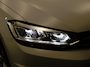 Volkswagen Touran 1.5 TSI Highline - AIRCO (AUTOMATISCH) - BLUETOOTH TELEFOONVOORBEREIDING - ALCANTARA BEKLEDING - PARKEERSENSOREN VOOR EN ACHTER - APPLE CARPLAY/ANDROID AUTO - CRUISE CONTROL ADAPTIEF - LED KOPLAMPEN