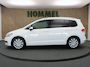 Volkswagen Touran 1.5 TSI Highline - AIRCO (AUTOMATISCH) - BLUETOOTH TELEFOONVOORBEREIDING - ALCANTARA BEKLEDING - PARKEERSENSOREN VOOR EN ACHTER - APPLE CARPLAY/ANDROID AUTO - CRUISE CONTROL ADAPTIEF - LED KOPLAMPEN