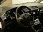 Volkswagen Touran 1.5 TSI Highline - AIRCO (AUTOMATISCH) - BLUETOOTH TELEFOONVOORBEREIDING - ALCANTARA BEKLEDING - PARKEERSENSOREN VOOR EN ACHTER - APPLE CARPLAY/ANDROID AUTO - CRUISE CONTROL ADAPTIEF - LED KOPLAMPEN
