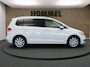 Volkswagen Touran 1.5 TSI Highline - AIRCO (AUTOMATISCH) - BLUETOOTH TELEFOONVOORBEREIDING - ALCANTARA BEKLEDING - PARKEERSENSOREN VOOR EN ACHTER - APPLE CARPLAY/ANDROID AUTO - CRUISE CONTROL ADAPTIEF - LED KOPLAMPEN