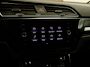 Volkswagen Touran 1.5 TSI Highline - AIRCO (AUTOMATISCH) - BLUETOOTH TELEFOONVOORBEREIDING - ALCANTARA BEKLEDING - PARKEERSENSOREN VOOR EN ACHTER - APPLE CARPLAY/ANDROID AUTO - CRUISE CONTROL ADAPTIEF - LED KOPLAMPEN