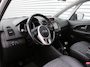 Kia Venga 1.4 CVVT First Edition | 16" LM | Trekhaak | Navi | Airco | Cruise | Camera | PDC | All seasons |