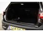 Volkswagen Golf 1.5 eTSI R-Line Business | PANORAMADAK | STUURVERWARMING | DAB | APPLE | CAMERA | TREKHAAK | 18"