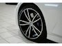 BMW 3-Serie Touring 330i High Executive Edition M + INDIVIDUAL LEDER / MINERALWEISS METALLIC / M-PERFORMANCE