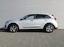 Kia Niro Hybrid 1.6 GDi DynamicPlusLine | Stuur-/stoelverwarming | Camera | Leer | Navi | Clima | Cruise adapt. | LED | Keyless | 16" LM |