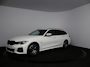 BMW 3-Serie Touring 330e xDrive | 292pk | PHEV | AWD | Glazen schuif-kanteldak