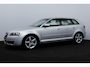 Audi A3 Sportback 2.0 TDI Attraction Pro Line Business/ 5-Drs/ Sportstoelen/ 17'' LMV/ Navi/ Clima/ Cruise/ Sportstuur/ Elek. pakket/ Isofix/ Radio-CD AUX/ Armsteun/ Mistl./ Dakspoiler/ Dakrails/ Chroom.
