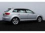 Audi A3 Sportback 2.0 TDI Attraction Pro Line Business/ 5-Drs/ Sportstoelen/ 17'' LMV/ Navi/ Clima/ Cruise/ Sportstuur/ Elek. pakket/ Isofix/ Radio-CD AUX/ Armsteun/ Mistl./ Dakspoiler/ Dakrails/ Chroom.