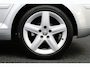 Audi A3 Sportback 2.0 TDI Attraction Pro Line Business/ 5-Drs/ Sportstoelen/ 17'' LMV/ Navi/ Clima/ Cruise/ Sportstuur/ Elek. pakket/ Isofix/ Radio-CD AUX/ Armsteun/ Mistl./ Dakspoiler/ Dakrails/ Chroom.