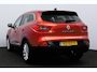 Renault Kadjar 1.2 TCe Zen/ DEALER ONDERHOUDEN!/ Trekhaak/ 17'' LMV/ Keyless/ Android Auto/ Extra getint glas/ Navi/ Clima/ Cruise/ Elek. pakket/ Isofix/ Bluetooth/ Armsteun/ Multi. LEDER. Stuur/ Mistl./ PDC/ Dakrails.