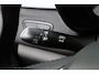 Renault Kadjar 1.2 TCe Zen/ DEALER ONDERHOUDEN!/ Trekhaak/ 17'' LMV/ Keyless/ Android Auto/ Extra getint glas/ Navi/ Clima/ Cruise/ Elek. pakket/ Isofix/ Bluetooth/ Armsteun/ Multi. LEDER. Stuur/ Mistl./ PDC/ Dakrails.