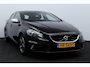Volvo V40 2.0 D2 R-Design/ D-Riem verv: 150.000 KM!/ Trekhaak/ Half Leder - Alcantara/ 16'' LMV/ Voorruitverw./ Stoelverw./ Navi/ Clima/ Cruise/ Elek. pakket/ Isofix/ Bluetooth/ Multi. LEDER. Stuur/ PDC/ Chroom.