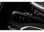 Volvo V40 2.0 D2 R-Design/ D-Riem verv: 150.000 KM!/ Trekhaak/ Half Leder - Alcantara/ 16'' LMV/ Voorruitverw./ Stoelverw./ Navi/ Clima/ Cruise/ Elek. pakket/ Isofix/ Bluetooth/ Multi. LEDER. Stuur/ PDC/ Chroom.