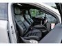 Porsche Macan 2.0 SportDesign Krijt Pano Luchtvering 18-weg NL-auto