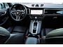 Porsche Macan 2.0 SportDesign Krijt Pano Luchtvering 18-weg NL-auto