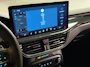 Ford Focus Wagon 1.0 EcoBoost Hybrid ST-Line | Led | Stoelverwarming | Carplay | Stuurverwarming | Parkeersensoren| Trekhaak