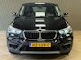 BMW X1 SDrive18i PDC AIRCO LEDER CRUISE STOELVERWARMING KEYLESS-GO NAVIGATIE