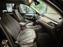BMW X1 SDrive18i PDC AIRCO LEDER CRUISE STOELVERWARMING KEYLESS-GO NAVIGATIE