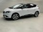 Renault Scenic 1.3 TCe Bose / Wegklapbare trekhaak / 1850kg trekgewicht / 100% Dealeronderhouden / 140pk / NL auto