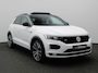 Volkswagen T-Roc 1.5 TSI Sport 150PK Panoramadak, Trekhaak, Elektrische Achterklep, 18" LM Velgen, Alarm, Parkeersensoren voor en achter