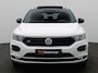 Volkswagen T-Roc 1.5 TSI Sport 150PK Panoramadak, Trekhaak, Elektrische Achterklep, 18" LM Velgen, Alarm, Parkeersensoren voor en achter