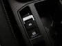 Volkswagen T-Roc 1.5 TSI Sport 150PK Panoramadak, Trekhaak, Elektrische Achterklep, 18" LM Velgen, Alarm, Parkeersensoren voor en achter