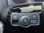Mercedes-Benz A-klasse 180 Business Solution AMG Premium Plus /Panoramadak /Memory /Keyless /Night-Pakket