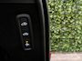 Volvo XC90 T8 AWD Recharge Ultra Dark Black | Vol! | Bowers & Wilkins | Luchtvering | Stoelventilatie | Trekhaak | 360 Camera | Head-Up Display | Stoelmassage | 455pk | Adaptieve Cruise Control | Black Pack; zwarte logo's, velgen | Stoelverwarming voor+achter | Stuurwielverwarming | Schuifdak | 22 Inch | Full LED Meesturende koplampen | Pilot Assist | BLIS Dode Hoek Detectie | Alcantara hemelbekleding | Lederen handgrepen en zonnekleppen | Elektrische voorstoelen geheugen | Nappa Lederen bekleding | Zitting verlenging voorstoelen | Lederen Dashboard | Google Infotainment | Keyless Drive | Parkeersensoren voor+achter | Elektrisch bedienbare achterklep | Geïntegreerde zongordijnen achterportieren | Geïntegreerd kinderzitje achterin | Verlichte instaplijsten | 7-Persoons | 4-Zone Climate Control | DAB Radio | Apple Carplay/Android Auto | Alarm Klasse III | Draadloos telefoon opladen | Volvo On Call met mobiele App functie | Auto is tevens voorzien van Gold Coating | Onyx Black Metallic |