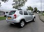 Dacia Duster 1.6-16V Lauréate 2wd 105 PK. Distributieriem vervangen bij 138.000 KM !!! Geen mooie auto maar technisch top en rijdt nieuw !!