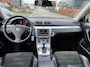 Volkswagen Passat Variant 2.0 TDI Highline | APK | Cruise Control | NAVI | Trekhaak | Leder/Alcantara | Zomer- en winterwielen | Goed onderhouden