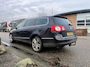 Volkswagen Passat Variant 2.0 TDI Highline | APK | Cruise Control | NAVI | Trekhaak | Leder/Alcantara | Zomer- en winterwielen | Goed onderhouden