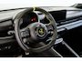 Abarth 600e Scorpionissima 54 kWh | Tot 8 Jaar Garantie | Camera | Navigatie | 20 inch Lichtmetaal | Sabelt Stoelen | Verwarmde stoelen |