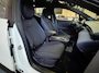 Lynk & Co 02 Core 66 kWh Stoelverwarming, Apple CarPlay, Achteruitrijcamera, Panoramadak, Elektrische Achterklep