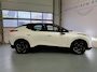 Lynk & Co 02 Core 66 kWh Stoelverwarming, Apple CarPlay, Achteruitrijcamera, Panoramadak, Elektrische Achterklep