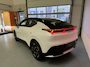 Lynk & Co 02 Core 66 kWh Stoelverwarming, Apple CarPlay, Achteruitrijcamera, Panoramadak, Elektrische Achterklep