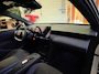 Lynk & Co 02 Core 66 kWh Stoelverwarming, Apple CarPlay, Achteruitrijcamera, Panoramadak, Elektrische Achterklep