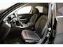BMW 3-Serie 318i High Executive Edition Aut. [ Leder Stoelverwarming Apple/Android
