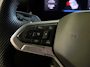Volkswagen T-Roc 1.5 eTsi Style First Edition Apple Carplay, Adap. cruise, Stoel/stuurverwarming, Sfeerverlichting, full led