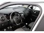 Renault Captur 0.9 TCe Limited/ Two-Tone/ 17'' LMV/ LED Koplampen/ Keyless/ Half-Leder/ Apple + Android/ Clima/ Cruise/ Extra Getint glas/ PDC/ Bluetooth/ Armsteun/ Multi. LEDER. Stuur/ LED Mistl.