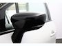 Renault Captur 0.9 TCe Limited/ Two-Tone/ 17'' LMV/ LED Koplampen/ Keyless/ Half-Leder/ Apple + Android/ Clima/ Cruise/ Extra Getint glas/ PDC/ Bluetooth/ Armsteun/ Multi. LEDER. Stuur/ LED Mistl.